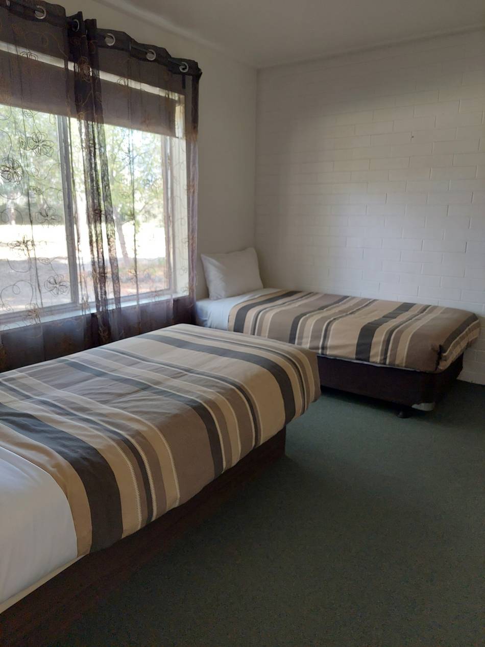 Restaway Holiday Units Two Singles Restaway Holiday Units Two Singles